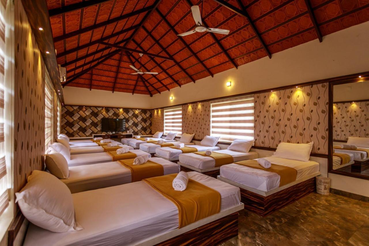 Sr Jungle Resort Coimbatore Zewnętrze zdjęcie